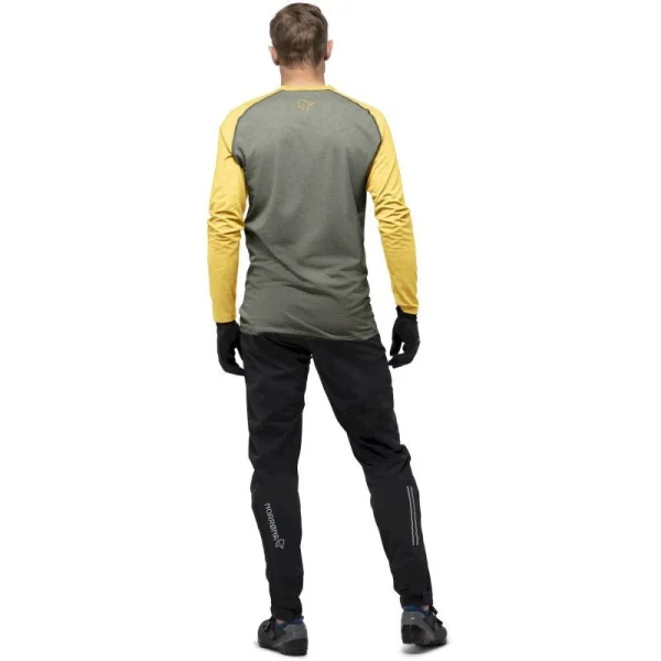 Nouveau 💯 Norrona Fjørå Equaliser Lightweight Long Sleeve – Maillot VTT homme 😀 De Qualité 3
