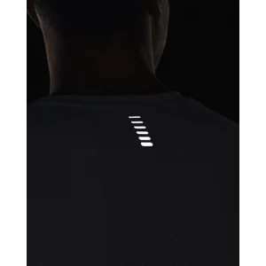 Achat Le moins cher ✔️ Under Armour UA Iso-Chill Laser Tee – T-shirt homme ⭐ 19